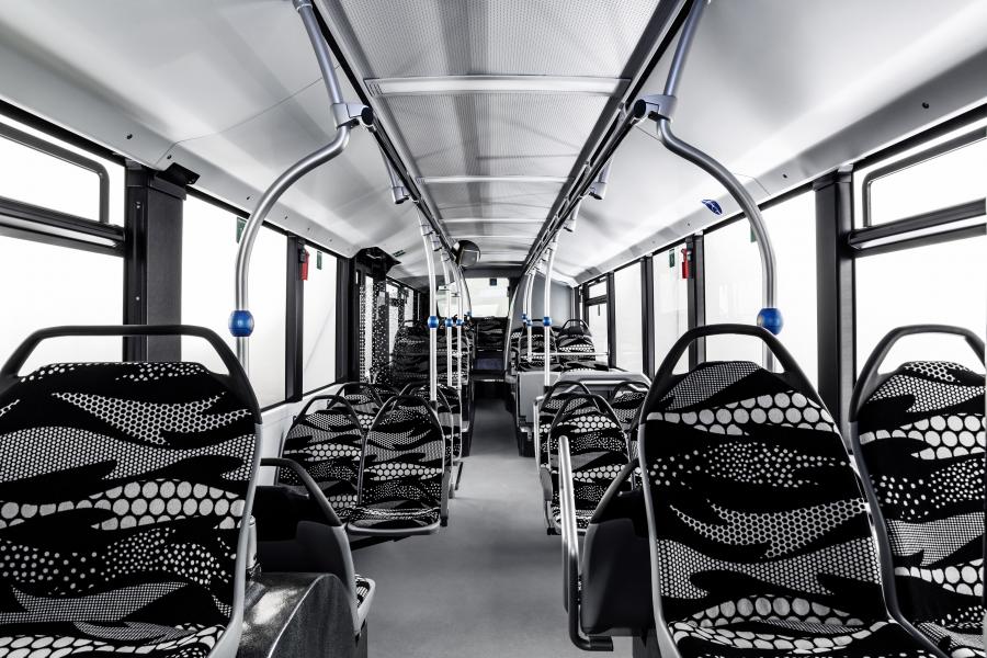 Интерьер Mercedes-Benz eCitaro 2018 года  (фото 28 из 54)